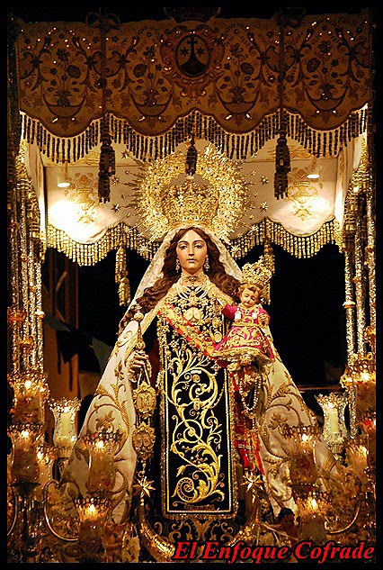 http://elenfoquecofrade.blogspot.com.es/2014/11/procesion-de-nuestra-senora-del-carmen_3.html