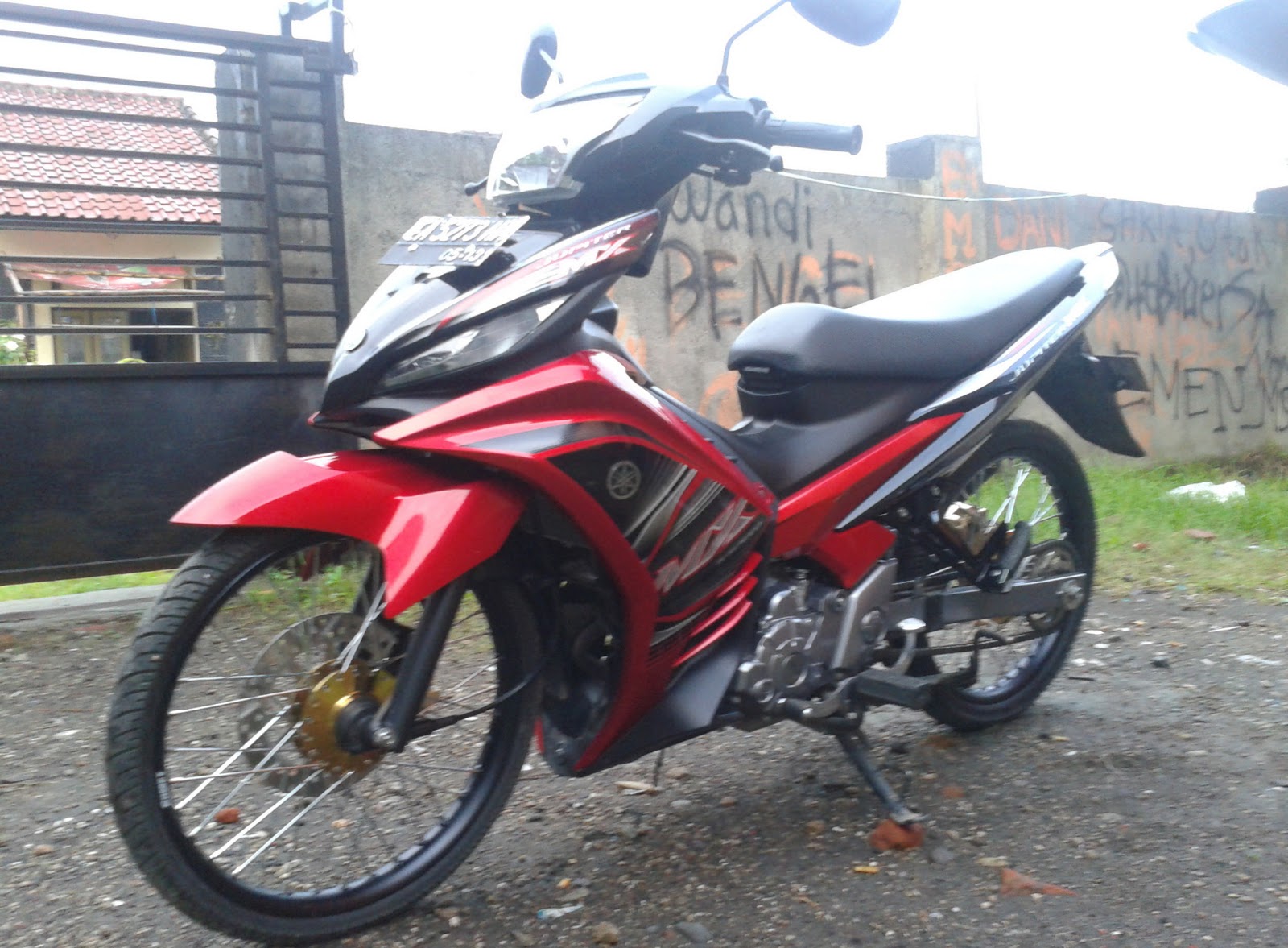 Ide 84 Modifikasi Motor Jupiter Mx Tahun 2015 Terbaru Velgy Motor