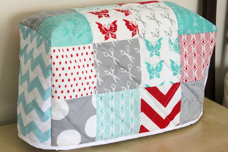 Quilted Sewing Machine Cover Tutorial ~ DIY Tutorial Ideas!