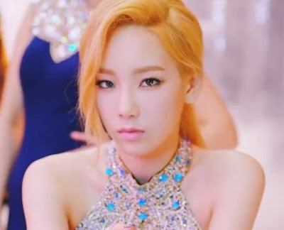 SNSD / Girls' Generation: Fashion / Look / Makeup / Hair in Lion Heart (New released) 