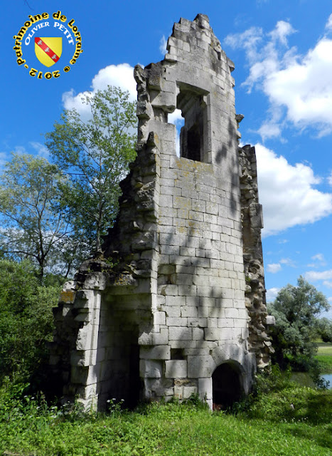 VAUCOULEURS (55) - La Maison-forte de Gombervaux