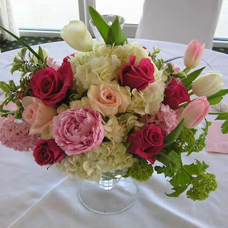 flower arrangements for a bridal shower
