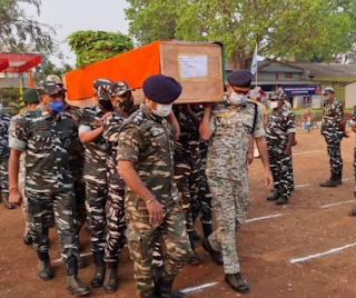 Chhattisgarh: Mortal remains of a jawan of CRPF's CoBRA battalion who lost his life in an encounter with Maoist in Sukma yesterday brought to Jagdalpur. (ANI)