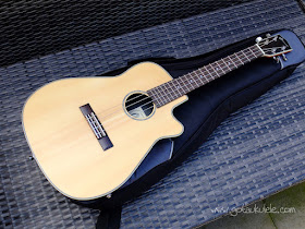 Clearwater roundback baritone ukulele