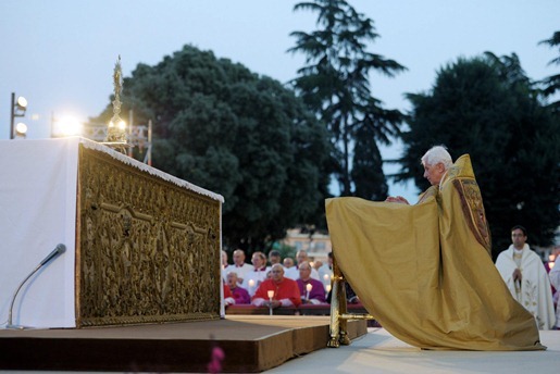 CorpusChristi_Vaticano_2012_Procissão-002