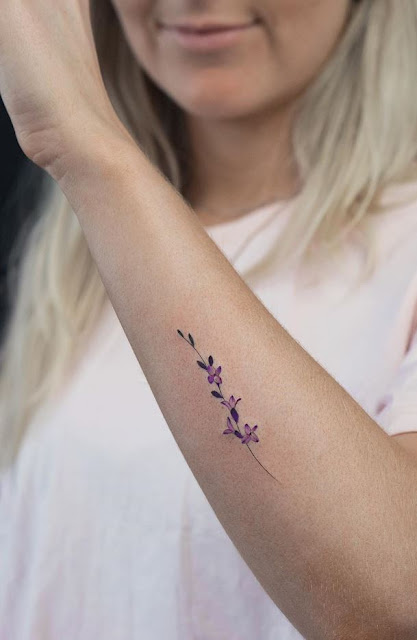 tatuagens de flores para as meninas