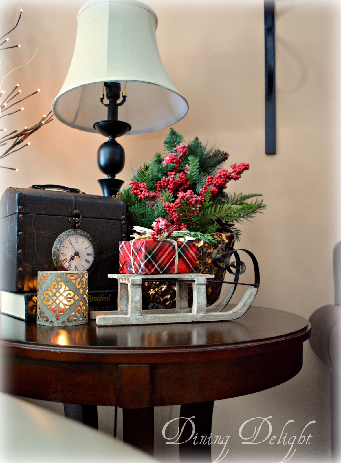 Dining Delight Christmas  Decor  for End  Tables 