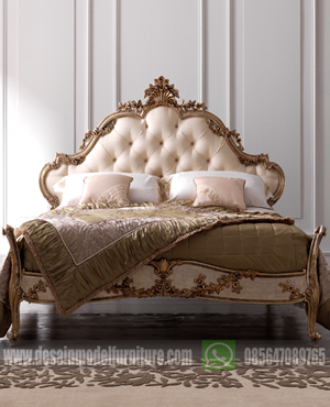 tempat tidur mewah kombinasi emas model eropa