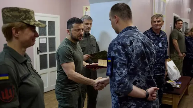 Zelenski - Ukraine - Conspiratorial