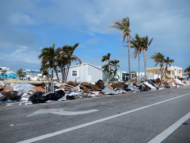 Huellas del huracán que visitó Miami hace unos meses 