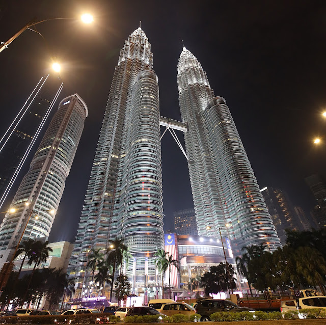 Twin Tower KLCC at night