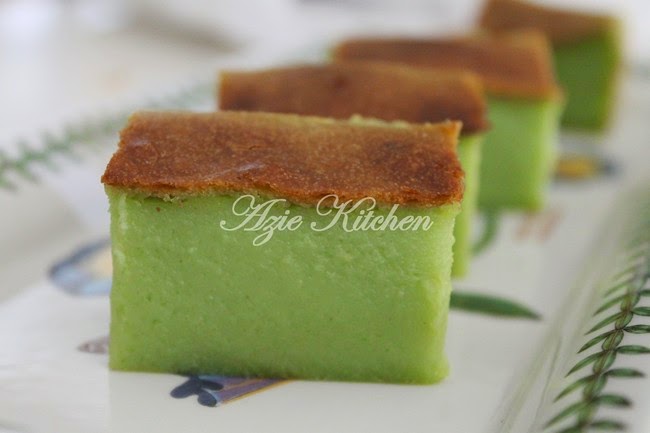 Kuih Bakar Istimewa Azie Kitchen Yang Paling Sedap - Azie 