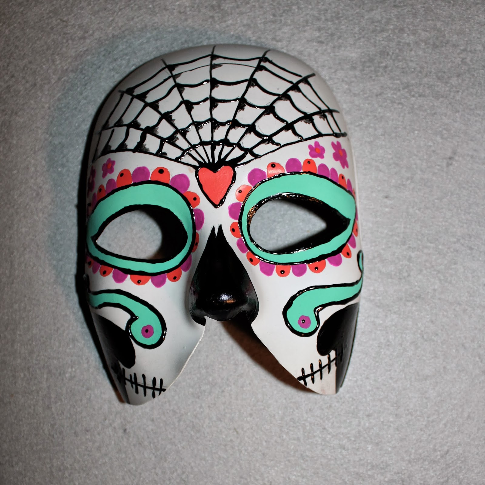 form phantasm: DIY: day of the dead mask