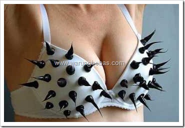 Bra-Black-On-White