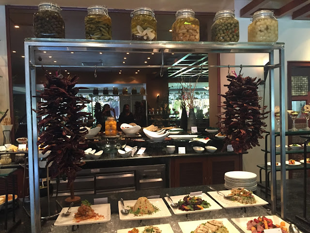 restaurant review the lalit andheri 24/7 restaurant buffet the pretty simple life