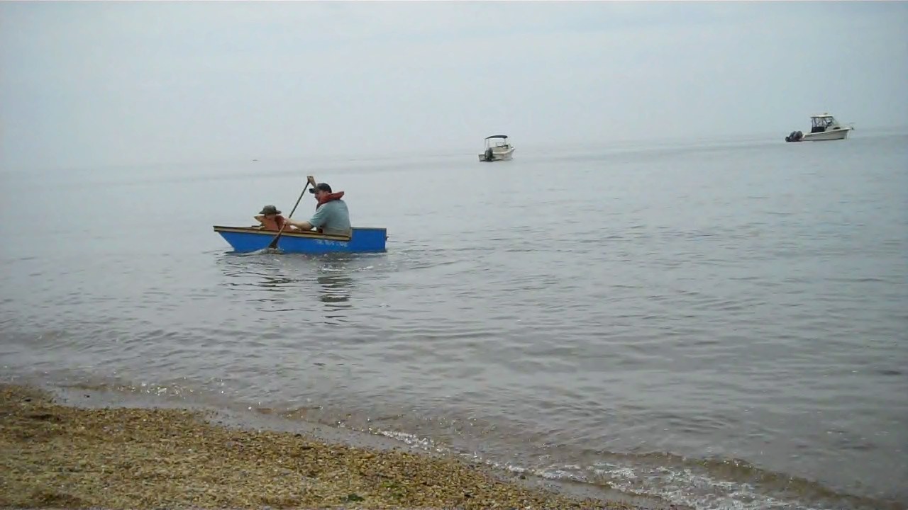 Blue Crab"- a single sheet, flat-bottomed, plywood boat/canoe/skiff 