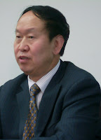 Investment Bureau presenter, Zhang Shien