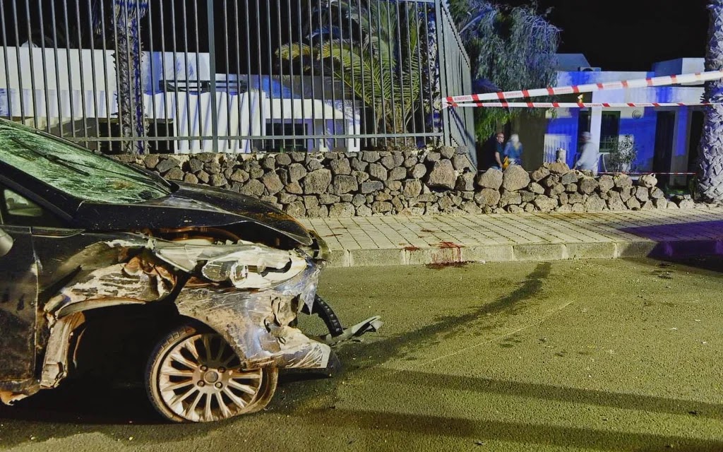 Estado del vehículo causante del siniestro en el lugar de los hechos (Foto: EFE / Adriel Perdomo).