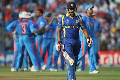 Chamara Kapugedera send back to pavilion by Zaheer