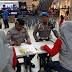 Anggota Polres Tanjungpinang Mengikuti Donor Darah Yang Digelar Perhimpunan Hakka Indonesia Sejahtera 