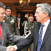 Presidente  Juan M.  Santos se reune con expresidente Alvaro Uribe