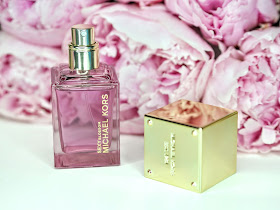 Michael-Kors-Sexy-Blossom-review