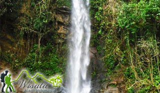 Air Terjun Curug Cigumawang