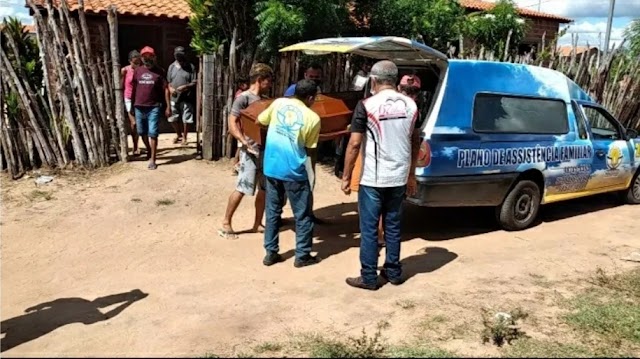 Mulher é encontrada morta com pescoço quase decapitado na zona rural de Magalhães de Almeida-MA