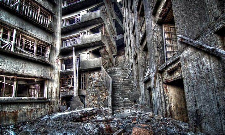 Gunkanjima, Kawasan Industri yang Berubah Menjadi Pulau Hantu