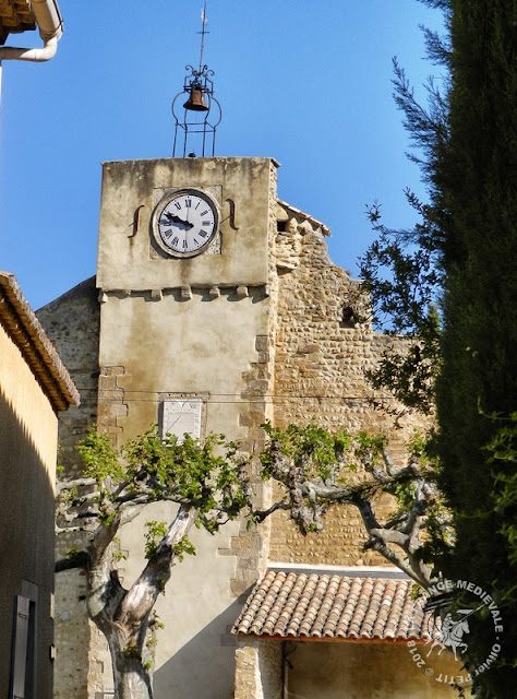 BUISSON (84) - Portes fortifiées et remparts médiévaux