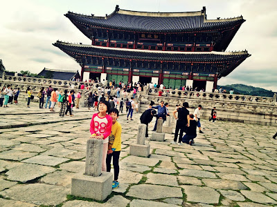 Must Visit Tourist Attraction in Seoul: Gyeongbokgung Palace | meheartsoul.blogspot.com