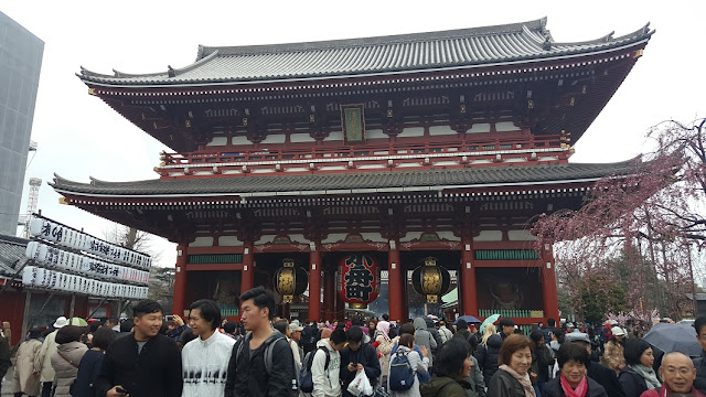senso-ji temple hozomon