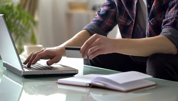 Necesidades digitales del país impulsan cambios en servicios tradicionales