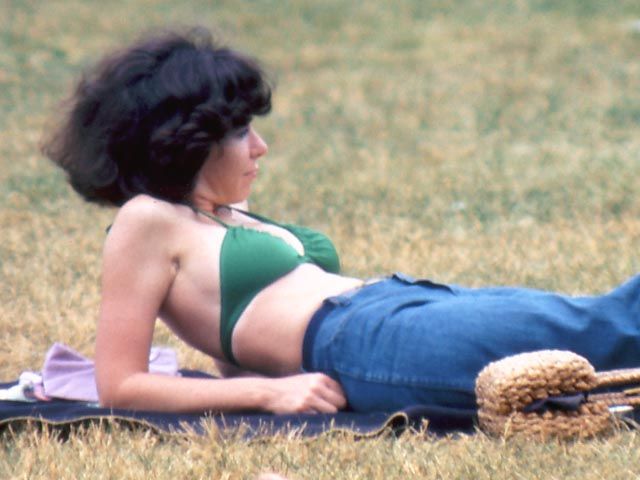 40 Cool Photos of Boston Girls of the 1970s ~ Vintage Everyday