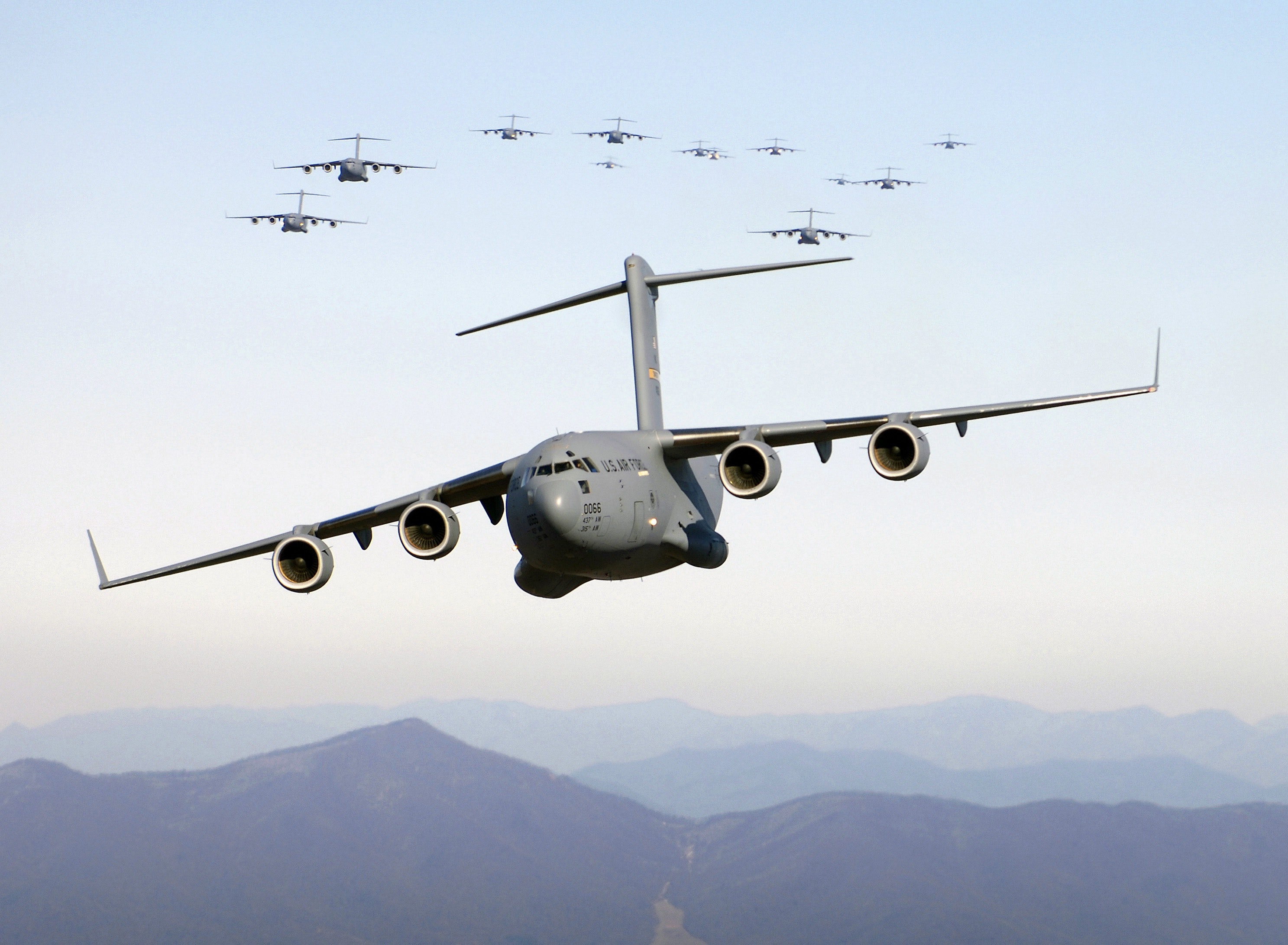 Boeing-C-17-Globemaster-III