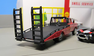 GreenLight Ford F-350 Ramp Truck 