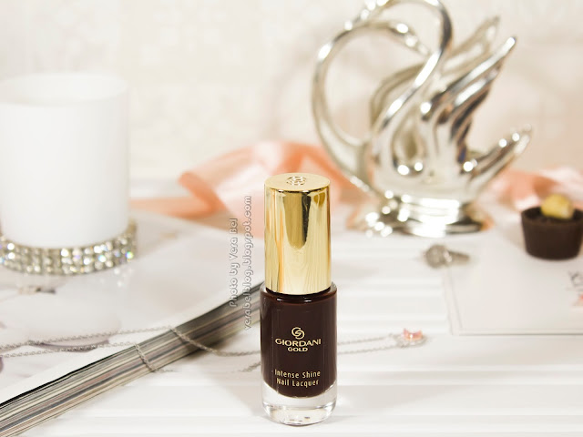 Oriflame: lak dlya nogtey Roskoshnyiy glyanets Giordani Gold Intense Shine v ottenke Burgundskoe vino