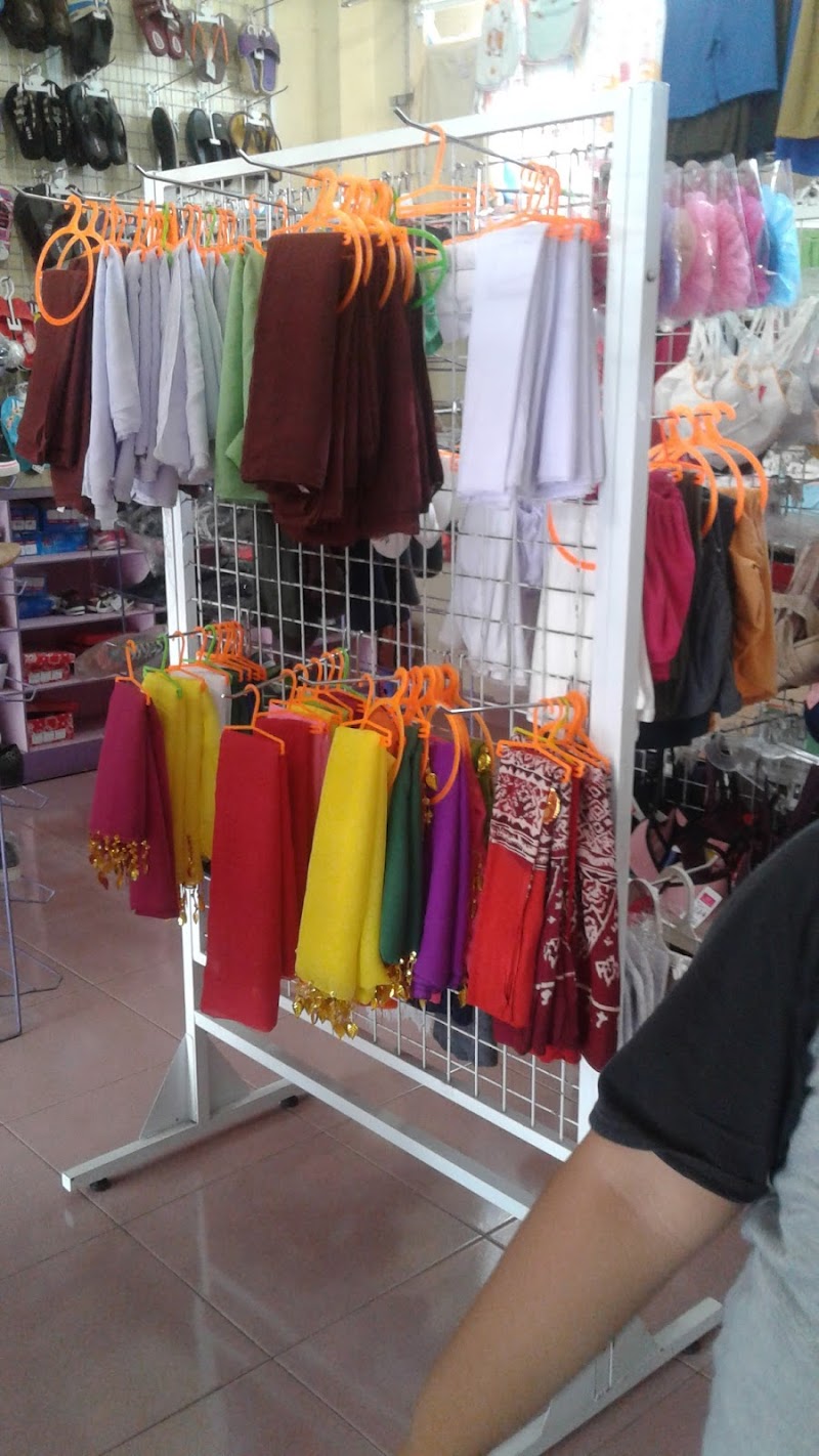 52+ Top Populer Rak Display Jilbab