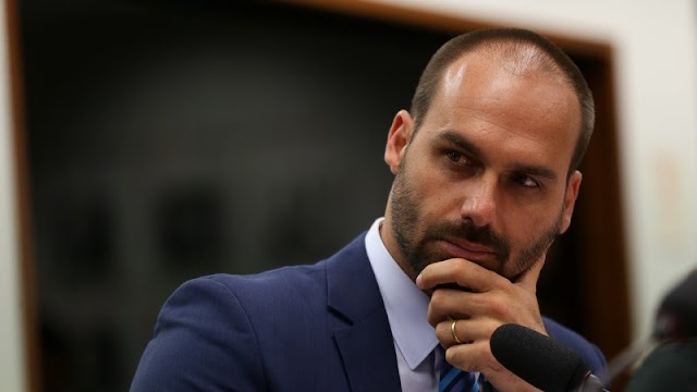 Eduardo Bolsonaro ironiza tortura sofrida pela jornalista Míriam Leitão