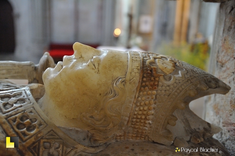 Gisant de l'église saint Nazaire de Carcassonne détail photo pascal blachier au delà du cliché