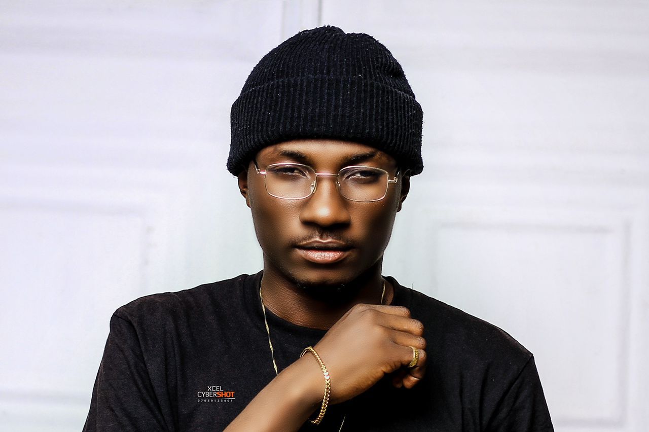 [Artist profile] Full biography of Del Vee - Nigerian Singer,Song writer and performer