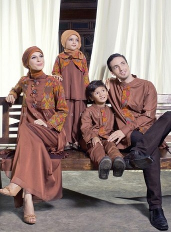 34 Koleksi Baju  Muslim Keluarga  2022 Modern Terbaru