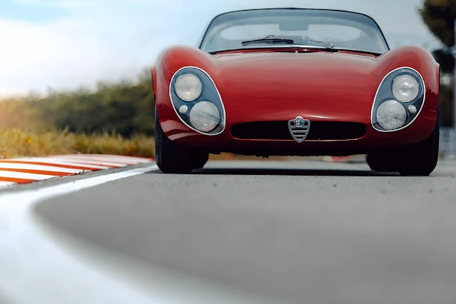 Alfa-Romeo 33 Stralade / AutosMk
