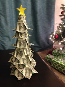 A money tree gift perfect for Christmas