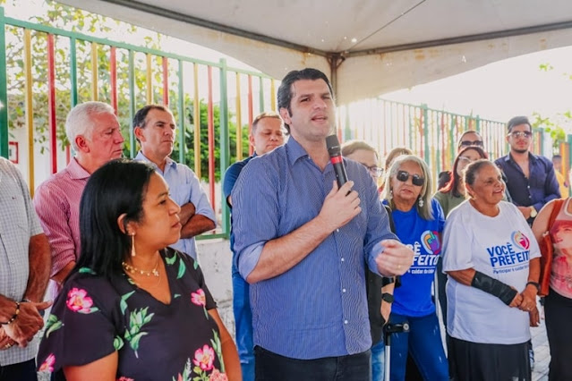 Leo Bezerra entrega 44ª via pavimentada, com drenagem e acessibilidade na região do Bairro das Indústrias