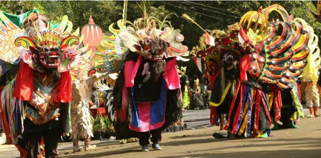 Festival Barongan Nusantara 2015 di Banyuwangi.