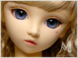 Cute-Barbie-Doll Wallpaper