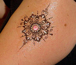 henna tattoo