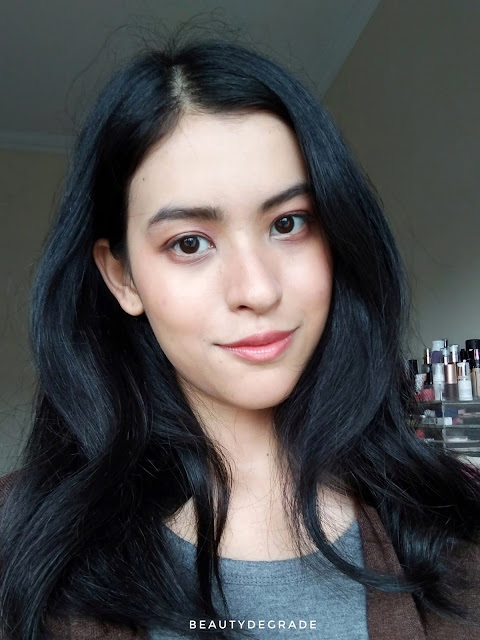 Benedicta Seruni with Indoganic Lip & Cheek Product in Natural Nude by BeautyDegrade