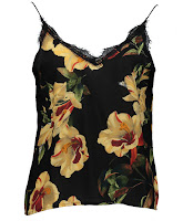 https://www.intro-fashionstore.be/nl/dames/1513154/t-shirts-tops/t-shirt-mouwloos-top/jowell-top-bloemenprint-met-detail-kant